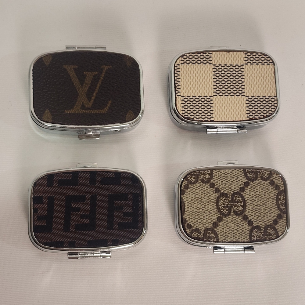 Louis Vuitton Monogram Canvas Silver Pill Box Compact Mirror - Picture 4 of 4
